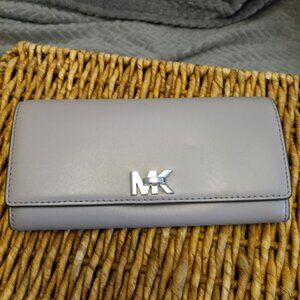 Michael Kors Leather wallet in gray